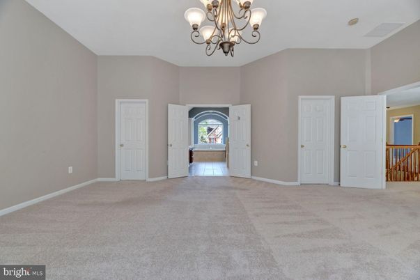Chandelier, Empty room, Interior