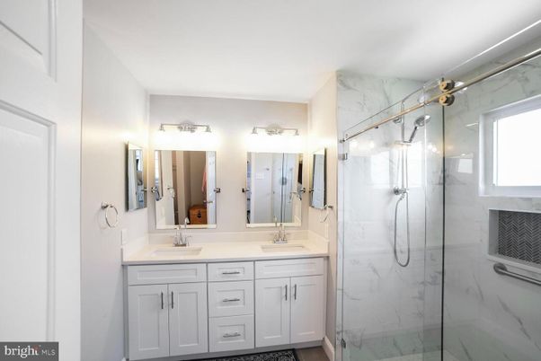 Bathroom, Dual Sink Vanities, Glass Shower, Interior, Marble Walls