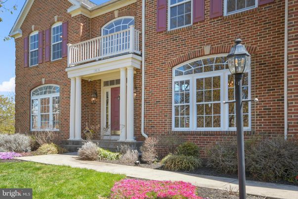 Exterior, Facade, Brick Facade, Rowhouse