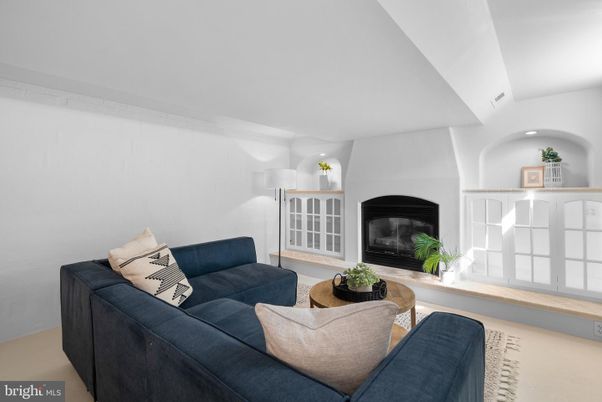 Fireplace, Interior, Living room, Recessed Lighting