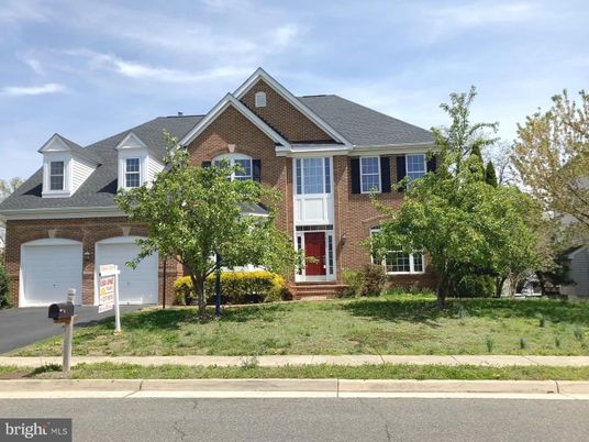 Attached, Exterior, Facade, Brick Facade, Brick Traditional