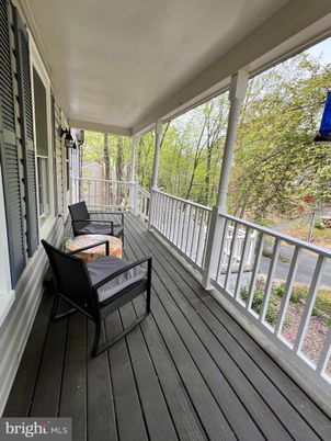 Exterior, Wood Texture Flooring
