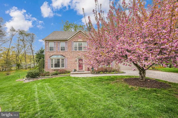 Backyard, Exterior, Facade, Brick Facade, Georgian
