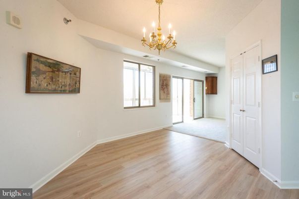 Chandelier, Empty room, Interior, Wood Texture Flooring