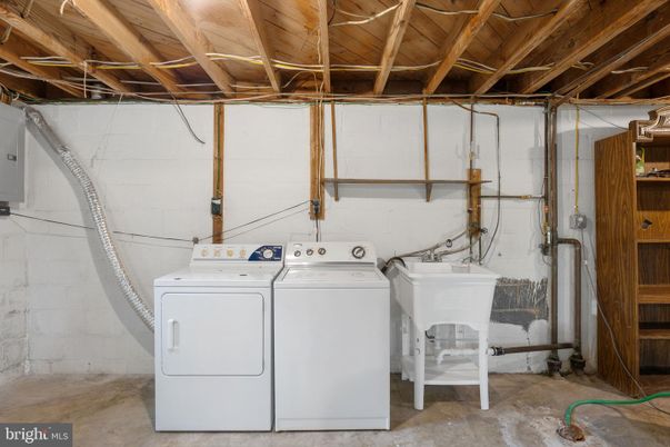 Interior, Utility Closets, Washer, Wooden Beams, Wooden Ceilings