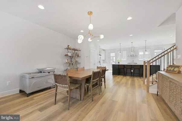 Dining room, Interior, Kitchen, Pendant Lights, Recessed Lighting, Wood Texture Flooring
