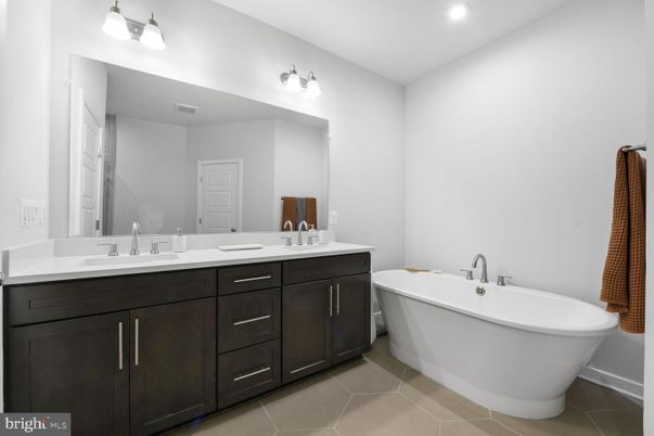Bathroom, Dual Sink Vanities, Free Standing Baths, Interior, Recessed Lighting