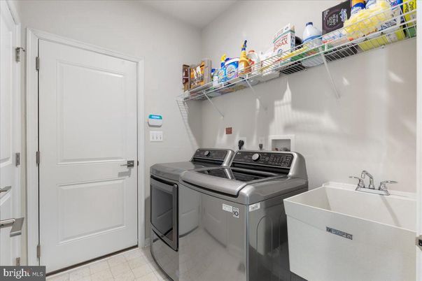 Interior, Washer