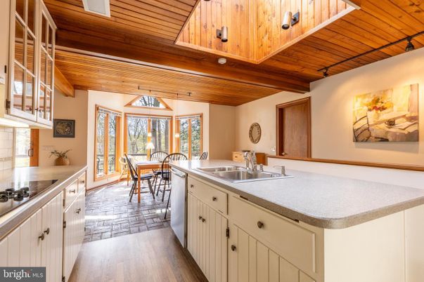 Dining room, Interior, Kitchen, Wooden Beams, Wooden Ceilings, Wood Texture Flooring