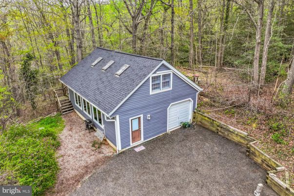 Detached Garage, Exterior