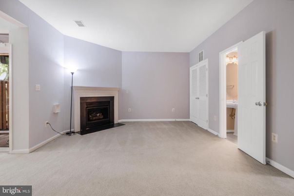 Empty room, Fireplace, Interior