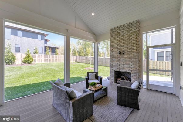 Exterior, Fireplace