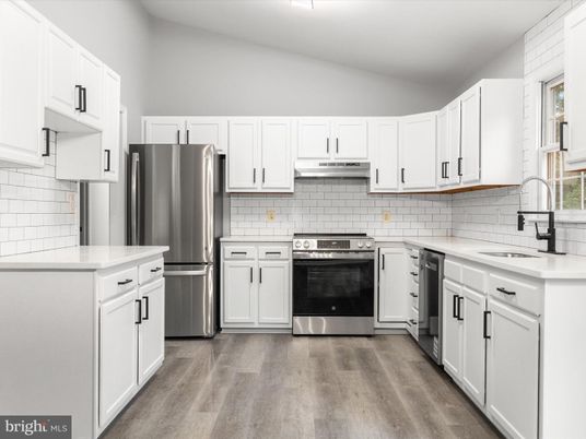 Interior, Kitchen, Stainless Steel Appliances, Wood Texture Flooring