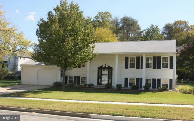 Attached, Exterior, Facade, Georgian