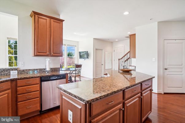 Dining room, Interior, Kitchen, Recessed Lighting, Wood Texture Flooring