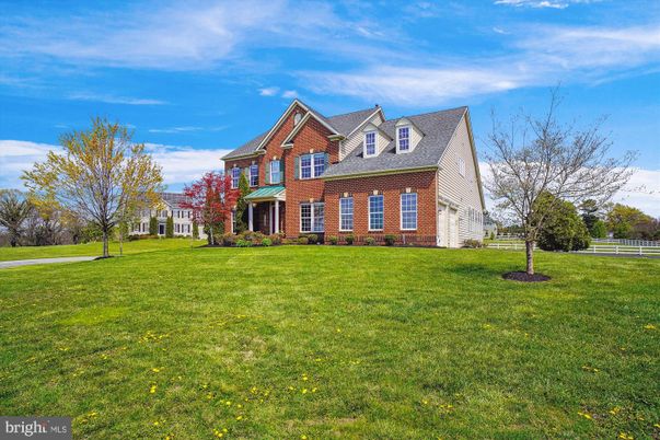 Backyard, Exterior, Facade, Brick Facade, Georgian