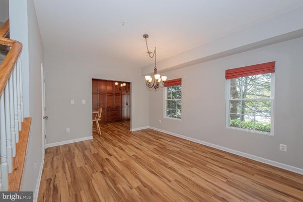 Chandelier, Empty room, Interior, Wood Texture Flooring