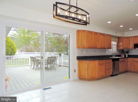 Dining room, Interior, Kitchen, Recessed Lighting