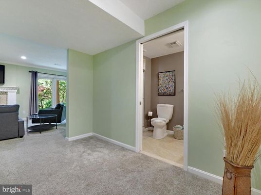 Bathroom, Interior, Recessed Lighting