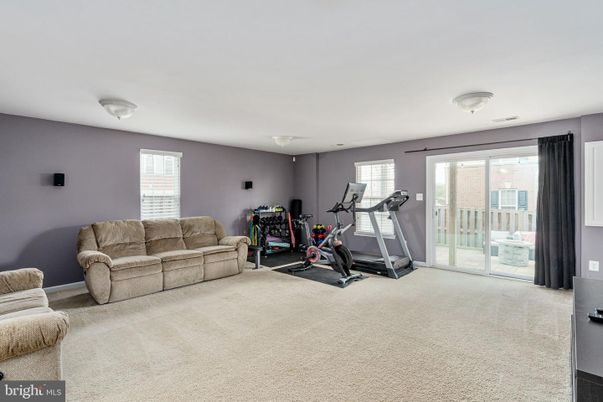 Fitness Equipment, Interior, Living room