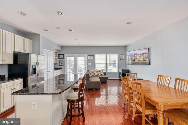 Dining room, Interior, Kitchen, Living room, Recessed Lighting, Wood Texture Flooring