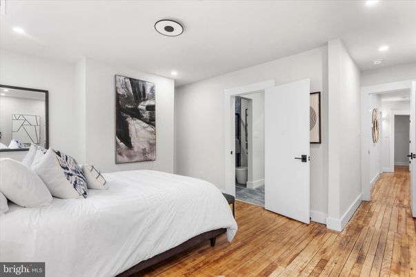 Bathroom, Bedroom, Interior, Recessed Lighting, Wood Texture Flooring
