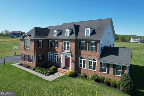 Exterior, Facade, Brick Facade, Georgian