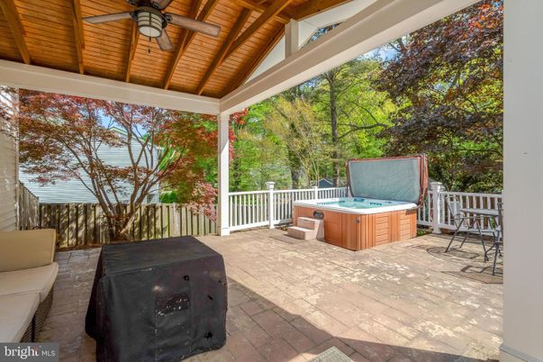 Exterior, Hot Tub