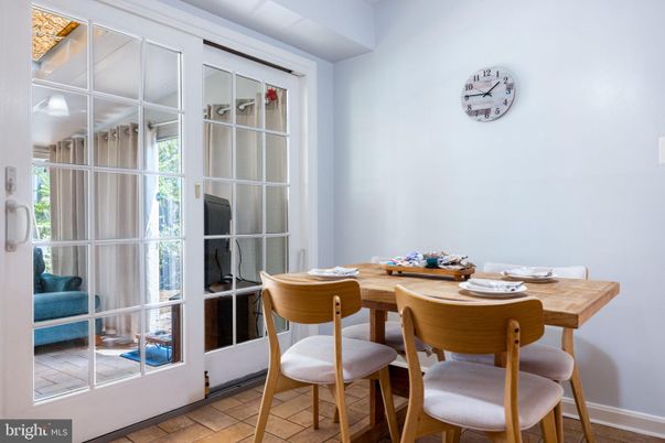 Dining room, Interior