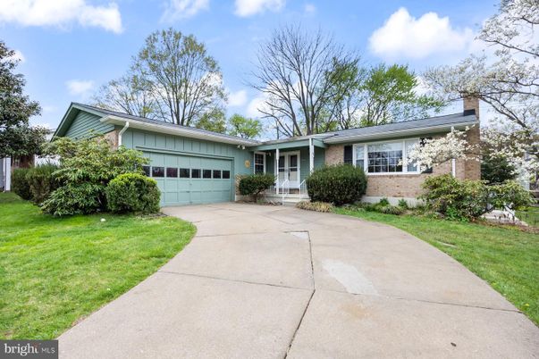 Attached, Exterior, Facade, Brick Facade, Ranch