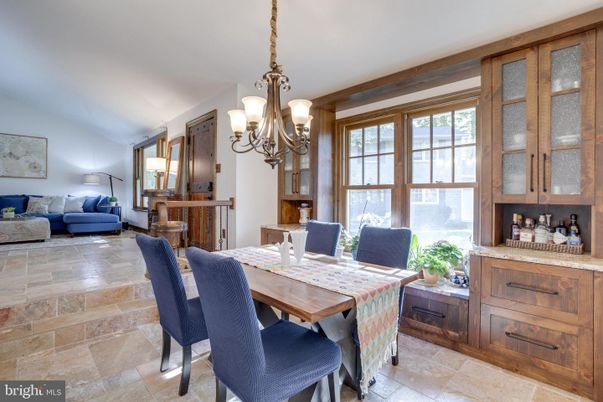 Chandelier, Dining room, Interior