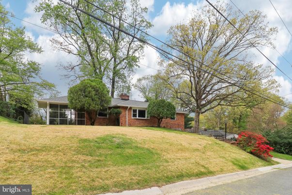 Backyard, Exterior, Facade, Brick Facade, None