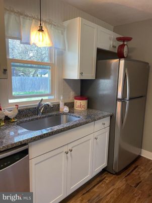 Interior, Kitchen, Pendant Lights, Stainless Steel Appliances, Wood Texture Flooring
