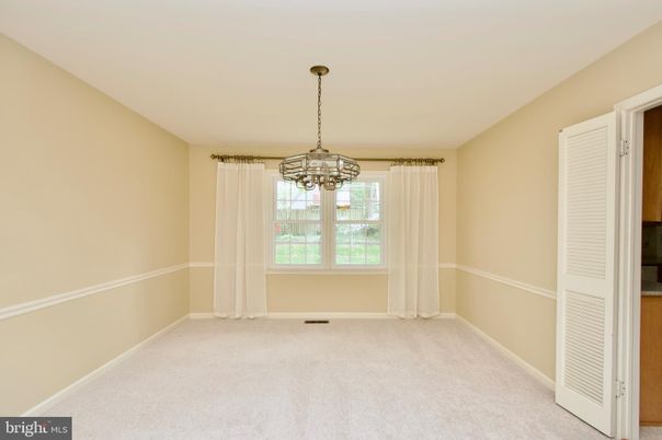 Chandelier, Empty room, Interior