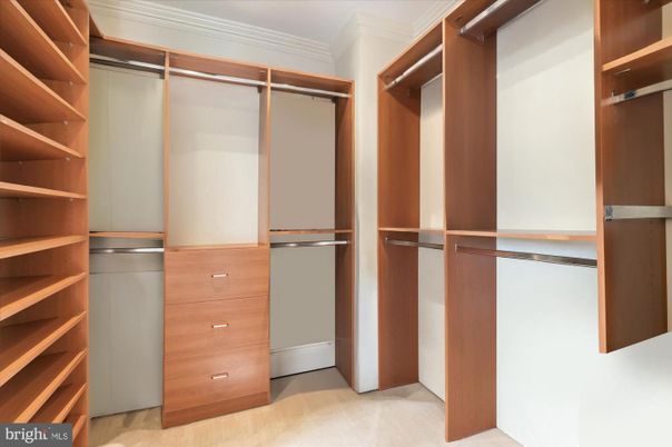 Interior, Walk-in Closets