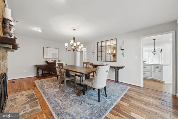 Chandelier, Dining room, Fireplace, Interior, Wood Texture Flooring