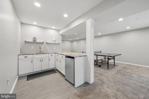 Game Room, Interior, Kitchen, Recessed Lighting