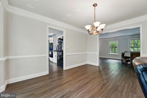 Chandelier, Interior, Wood Texture Flooring