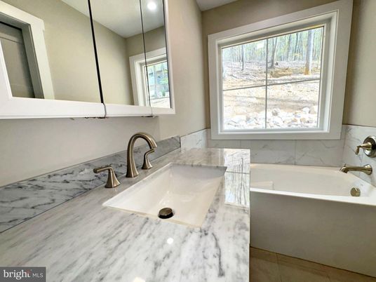 Bathroom, Interior, Marble Walls, Recessed Lighting