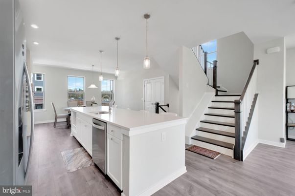 Dining room, Interior, Kitchen, Pendant Lights, Recessed Lighting, Wood Texture Flooring