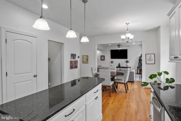 Chandelier, Dining room, Interior, Pendant Lights, Recessed Lighting, Wood Texture Flooring