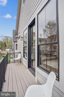 Exterior, Wood Texture Flooring