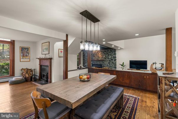 Dining room, Fireplace, Interior, Pendant Lights, Recessed Lighting, Wood Texture Flooring