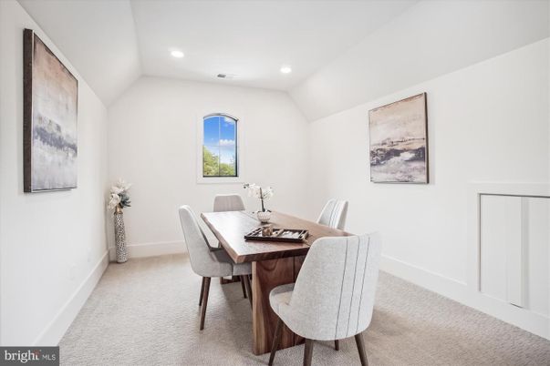 Dining room, Interior, Recessed Lighting