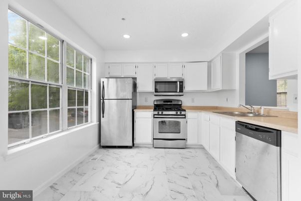 Interior, Kitchen, Marble, Recessed Lighting, Stainless Steel Appliances