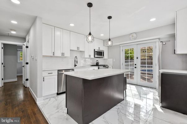 Interior, Kitchen, Marble, Pendant Lights, Recessed Lighting, Stainless Steel Appliances