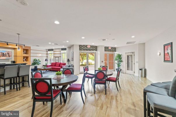 Dining room, Interior, Living room, Pendant Lights, Recessed Lighting, Wood Texture Flooring