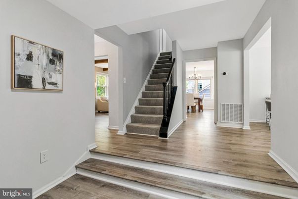 Chandelier, Interior, Wood Texture Flooring