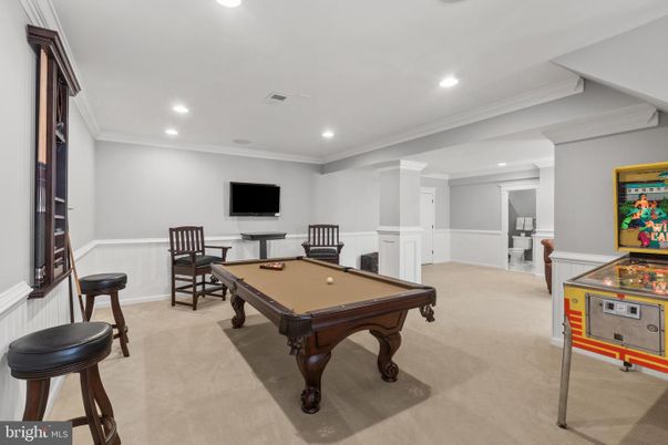 Billiard Table, Game Room, Interior, Recessed Lighting