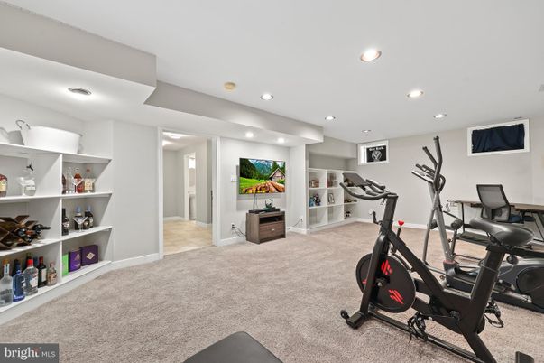 Fitness Equipment, Interior, Recessed Lighting